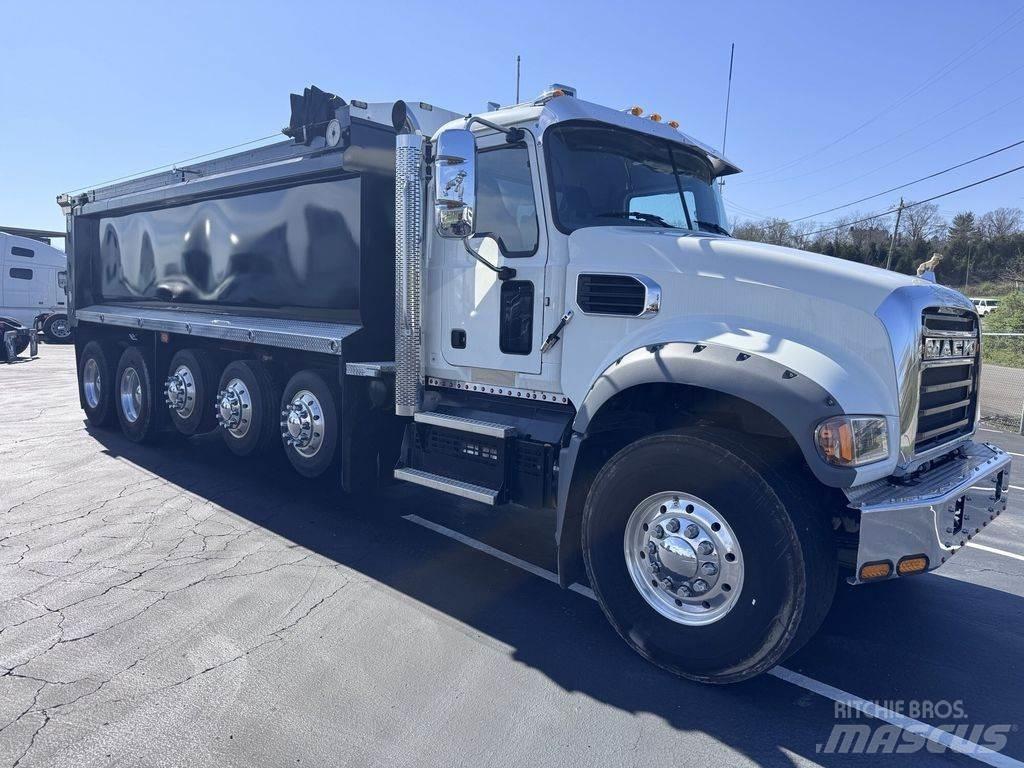 Mack GR64F Tippbilar