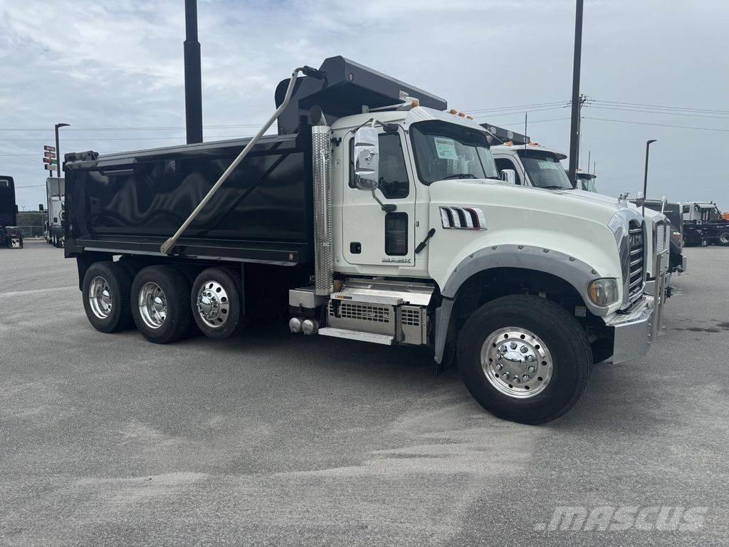 Mack Granite Tippbilar