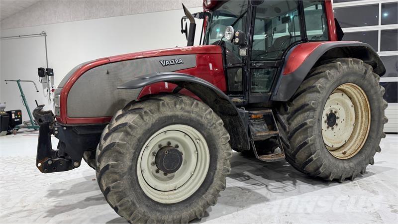 Valtra T190 Traktorer