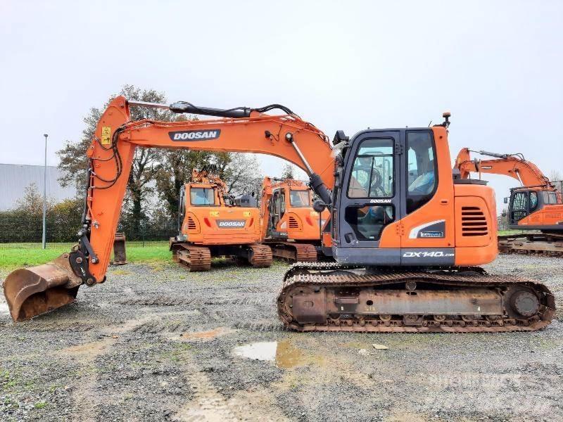 Doosan DX140LCR5 Bandgrävare