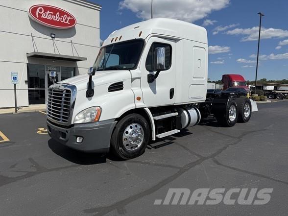 Freightliner CASCADIA 116 Dragbilar