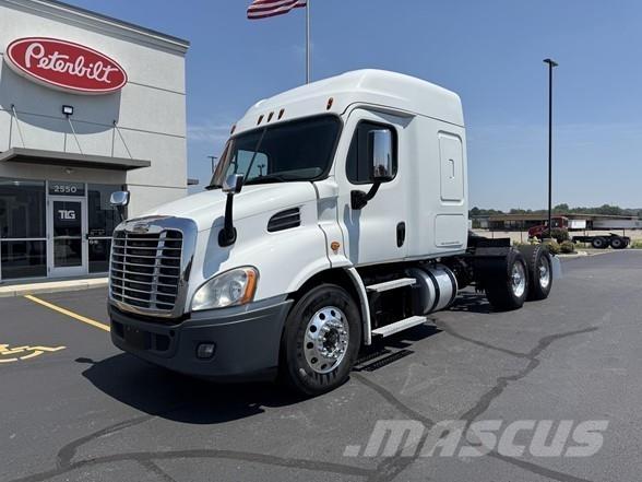 Freightliner CASCADIA 116 Dragbilar