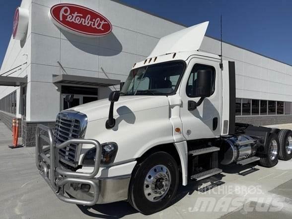 Freightliner CASCADIA 125 Dragbilar