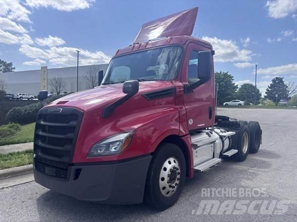 Freightliner CASCADIA 126 Dragbilar