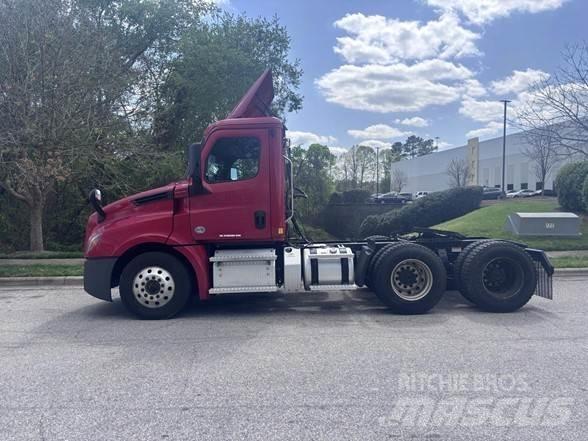 Freightliner CASCADIA 126 Dragbilar