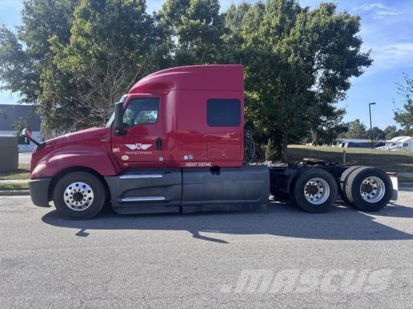 International LT Dragbilar