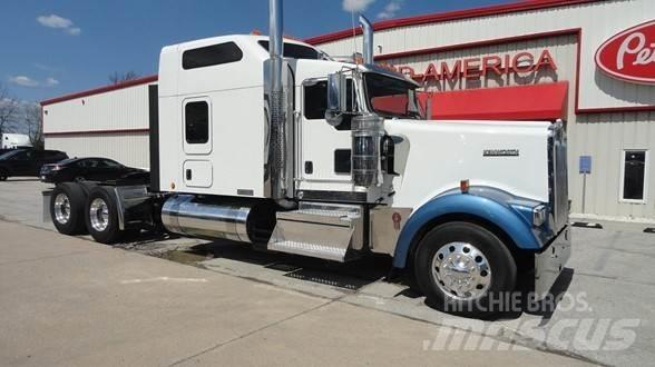 Kenworth W900L Dragbilar
