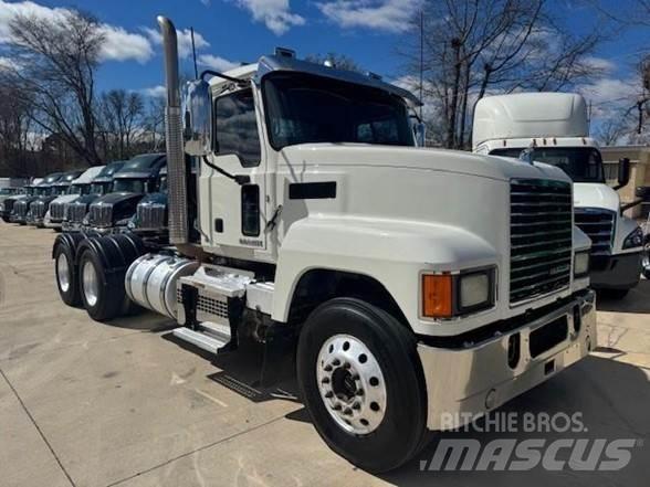 Mack PINNACLE CHU613 Dragbilar