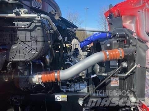 Peterbilt 536 Chassier