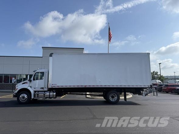 Peterbilt 536 Skåpbilar