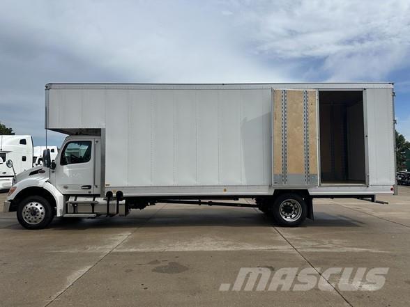 Peterbilt 536 Skåpbilar