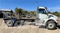 Peterbilt 537 Chassier