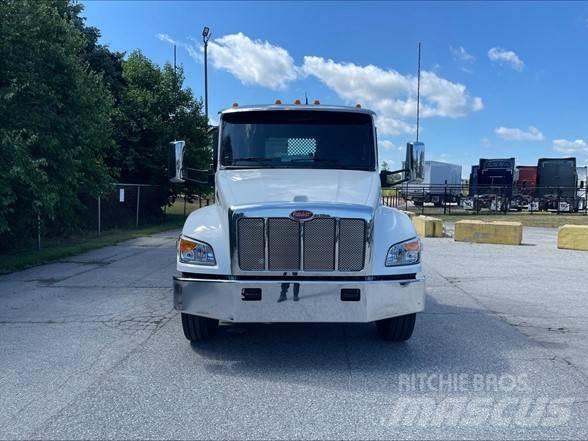 Peterbilt 548 Flakbilar
