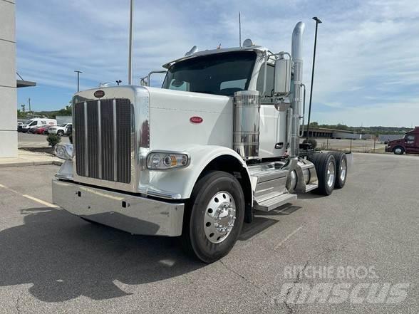 Peterbilt 589 Dragbilar