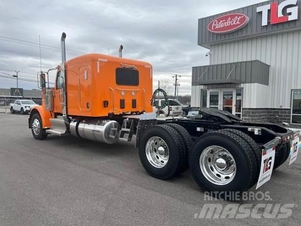 Peterbilt 589 Dragbilar