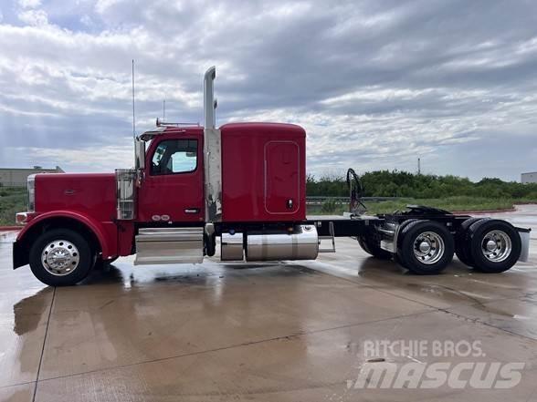 Peterbilt 589 Dragbilar