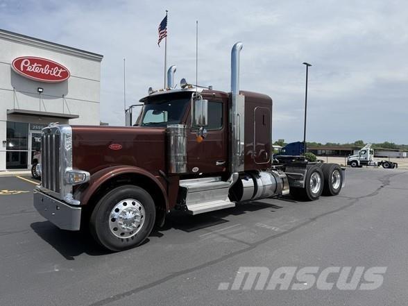 Peterbilt 589 Dragbilar