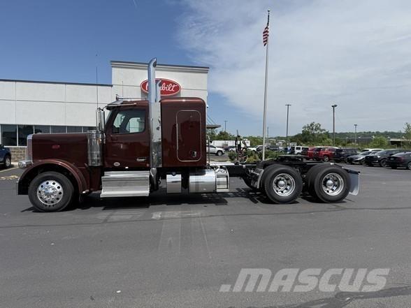 Peterbilt 589 Dragbilar