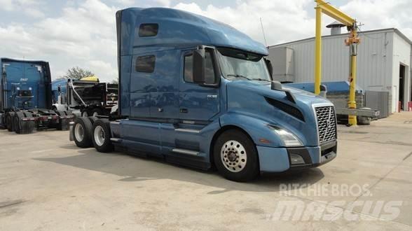 Volvo VNL64T760 Dragbilar