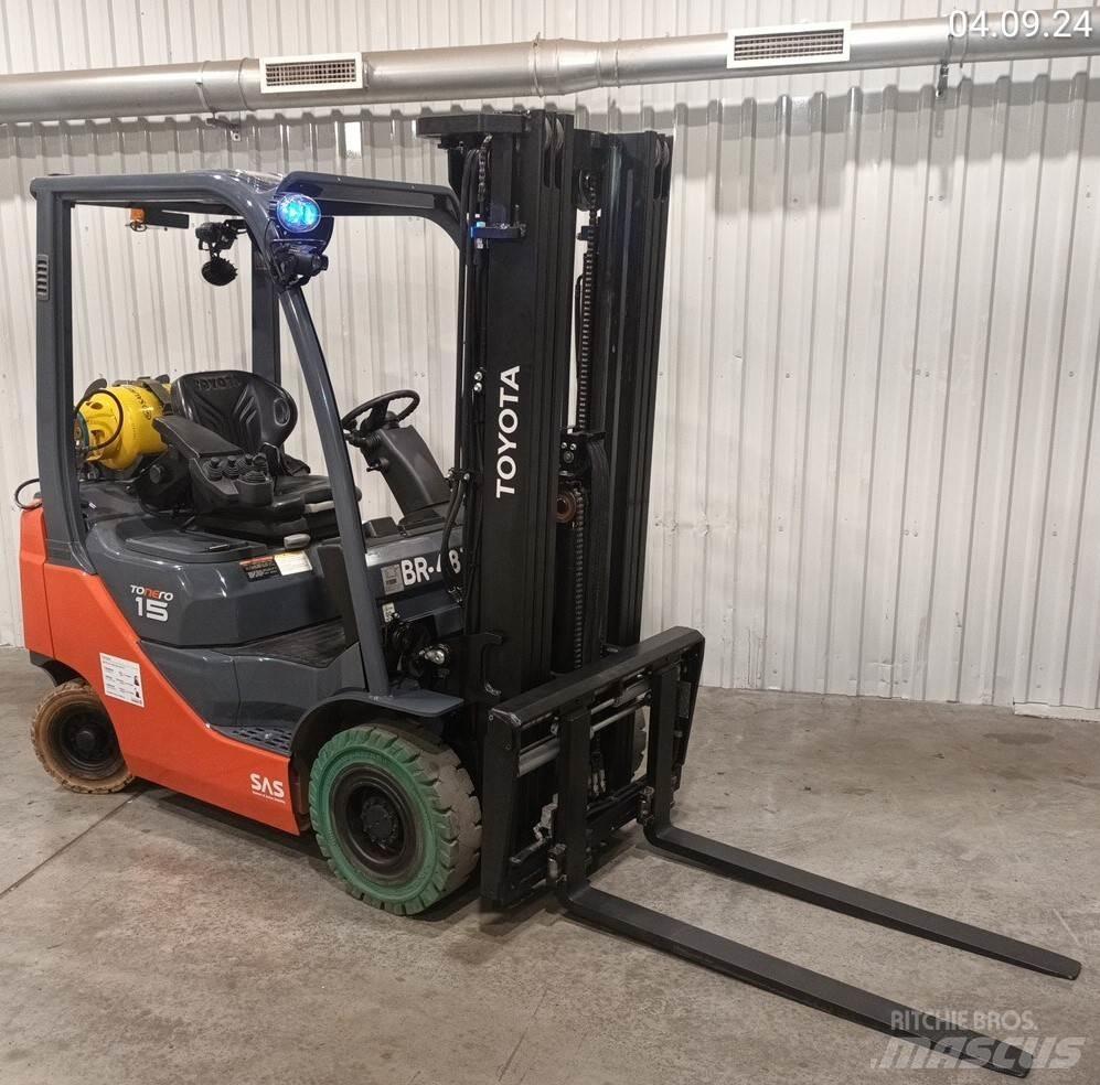 Toyota 02-8FGF15 Gasolmotviktstruckar