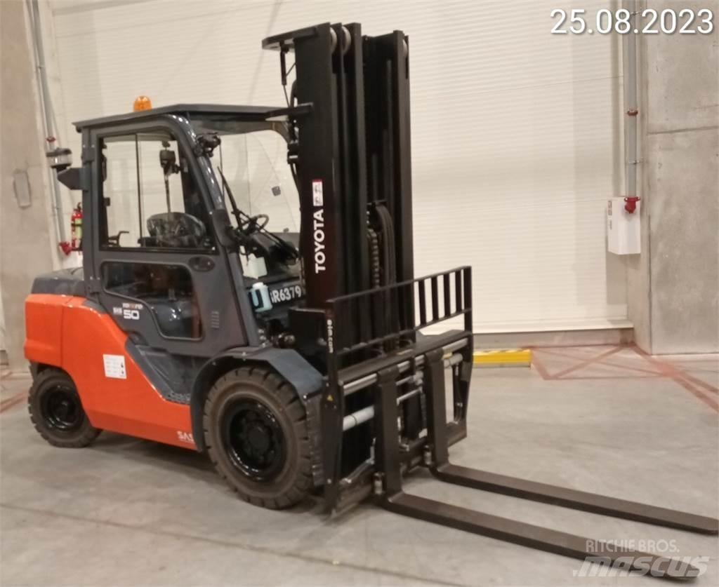 Toyota 40-8FD50N Dieselmotviktstruckar