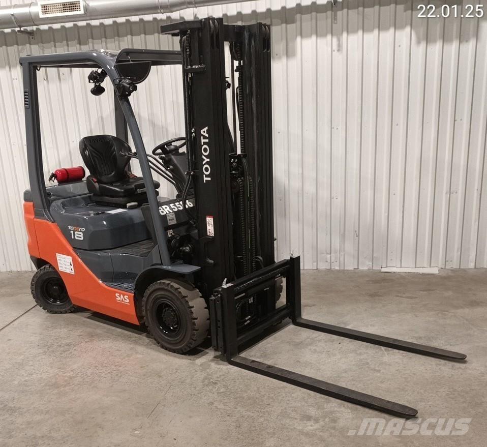 Toyota 42-8FDF18 Dieselmotviktstruckar