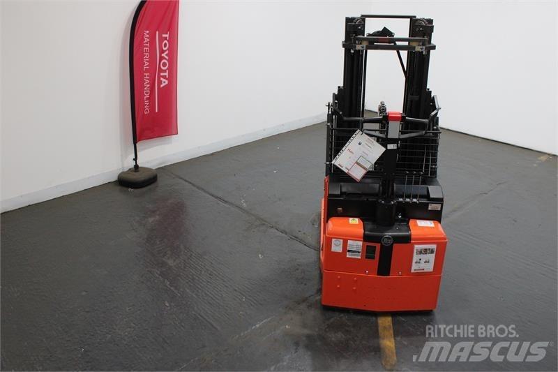 BT RWE120 Manuella pallstaplare