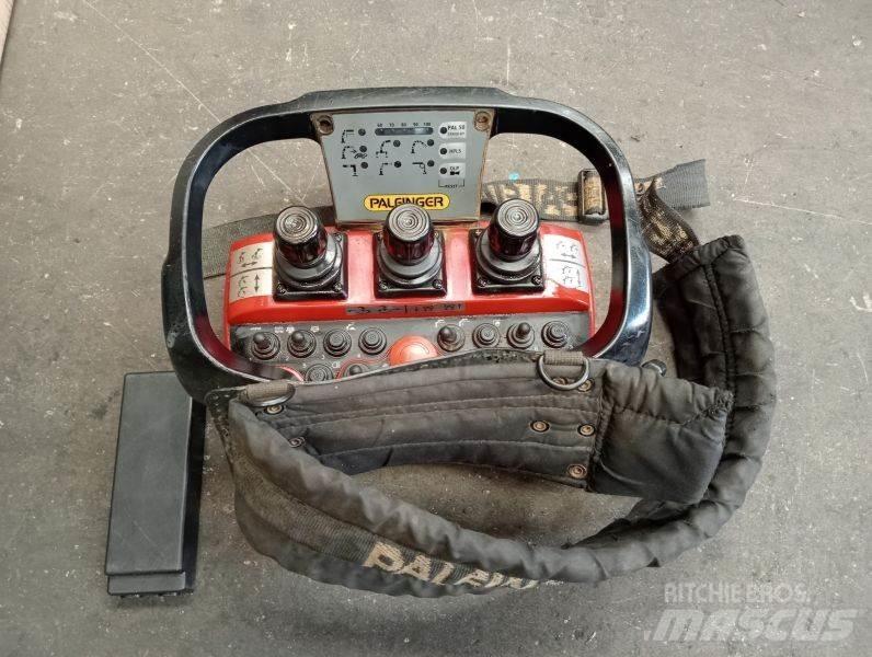 Palfinger PK 42502 Styckegodskranar