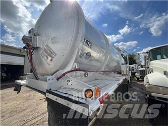 Polar  Tanktrailer
