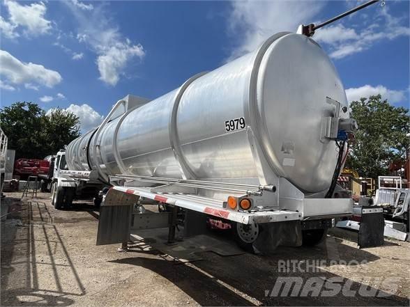 Polar  Tanktrailer