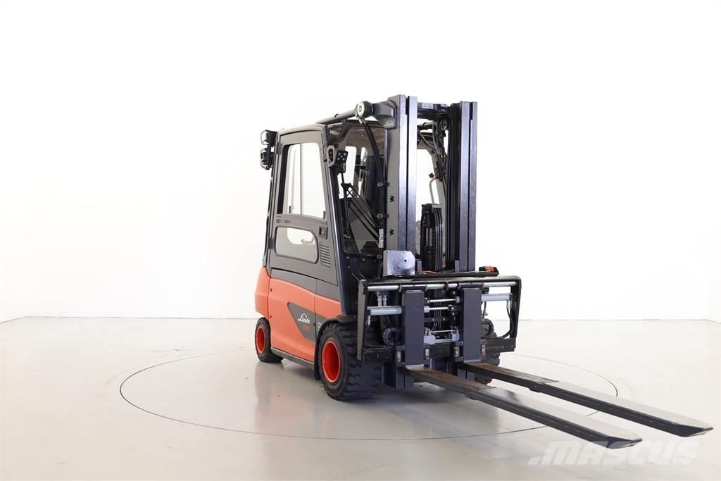 Linde E35L-01 Elmotviktstruckar