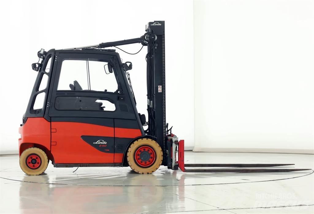 Linde E50HL-01 Elmotviktstruckar