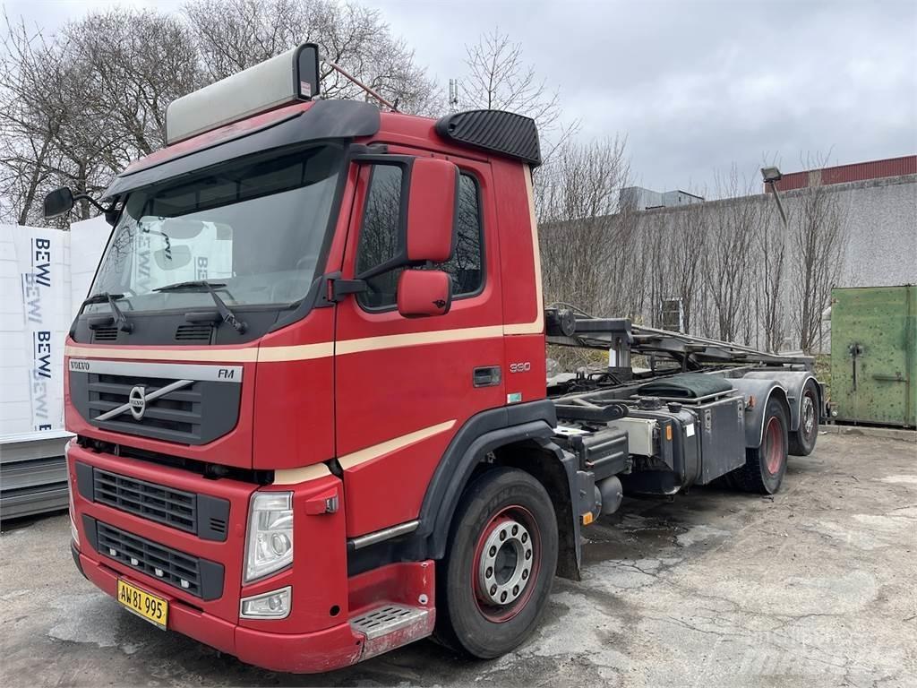 Volvo FM330 Sawo Lastväxlare med kabellift