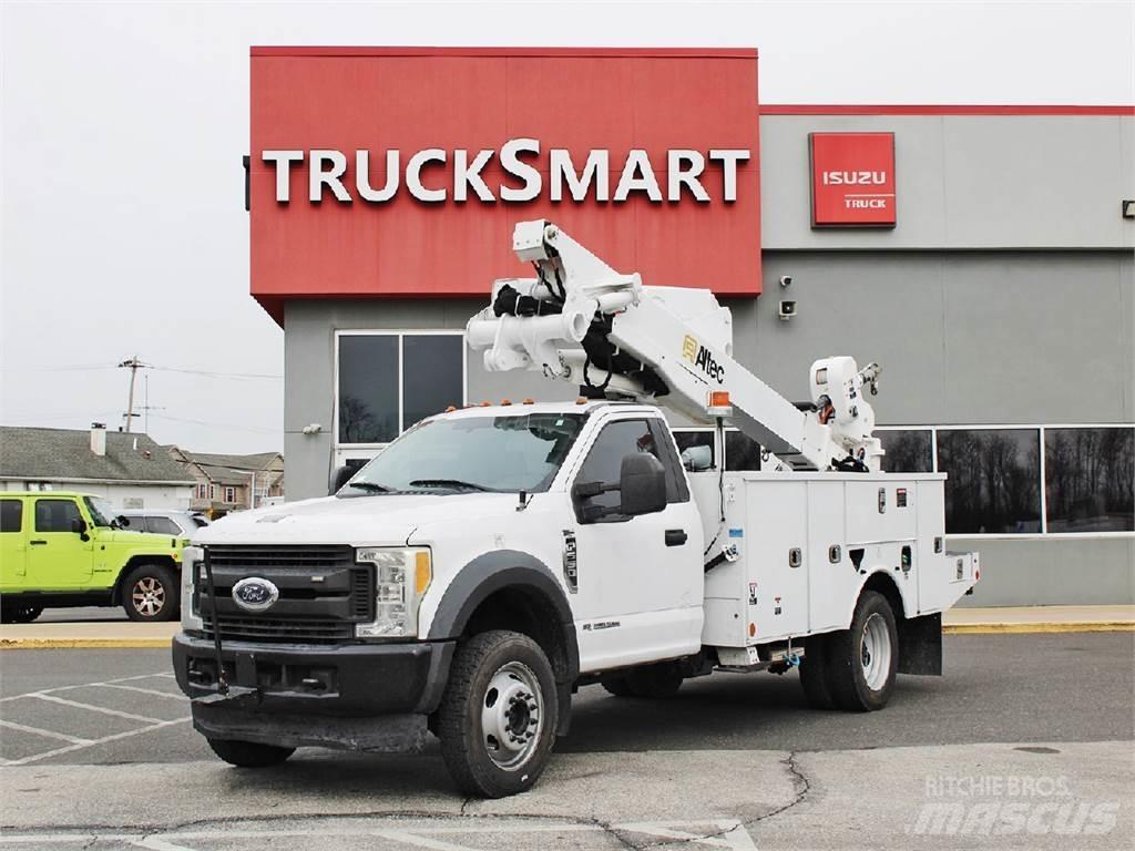 Ford F550 Plogbilar