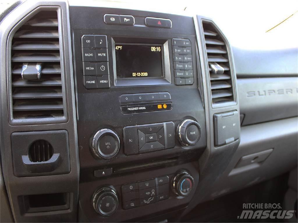 Ford F550 Plogbilar