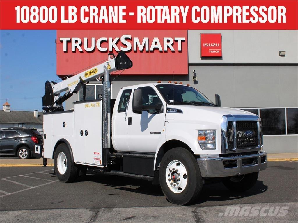 Ford F750 Plogbilar