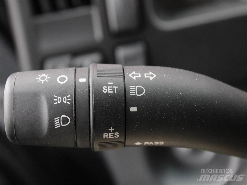 Isuzu FTR Skåpbilar