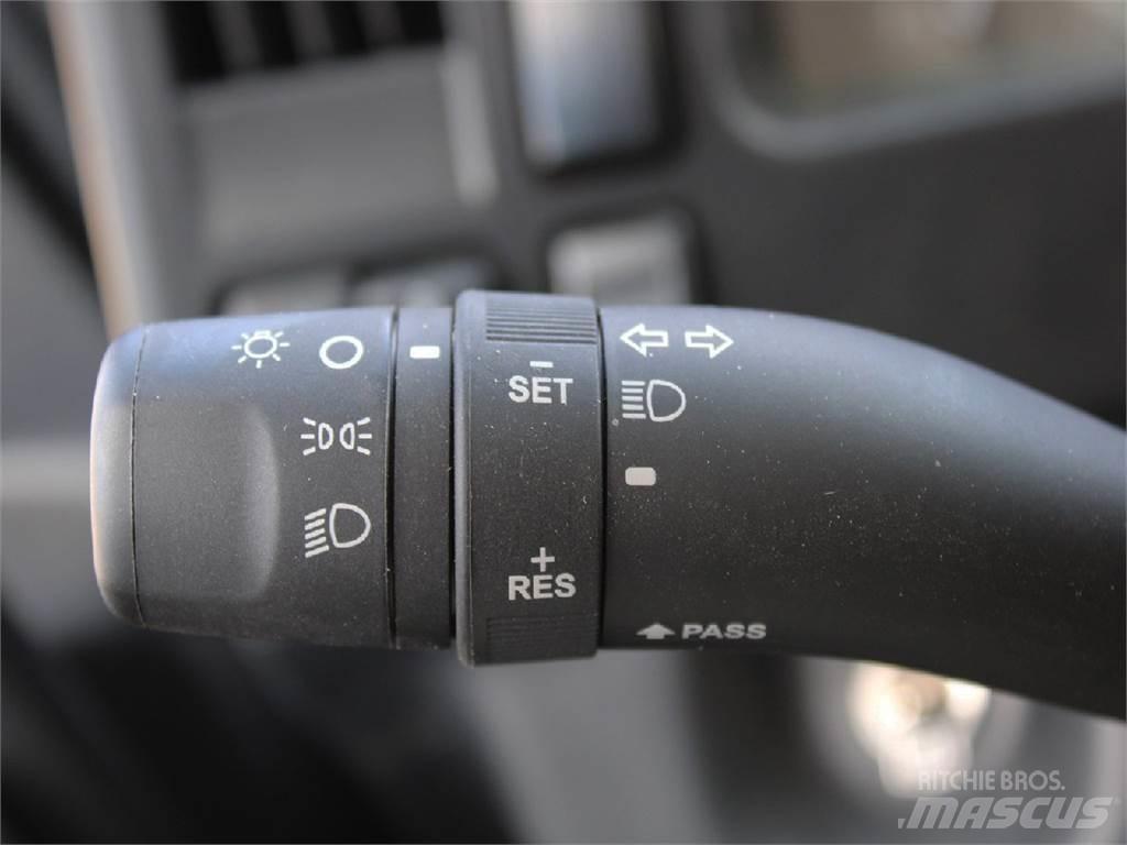 Isuzu FTR Skåpbilar