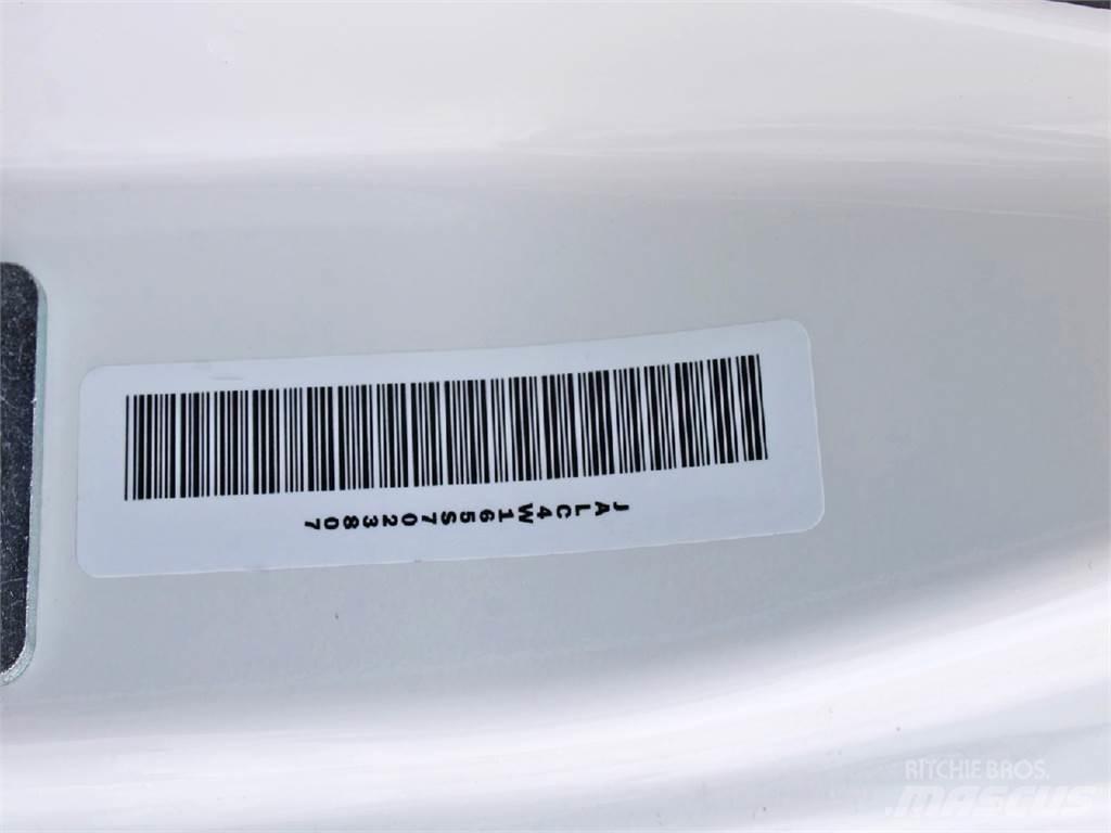 Isuzu NPR-HD Skåpbilar