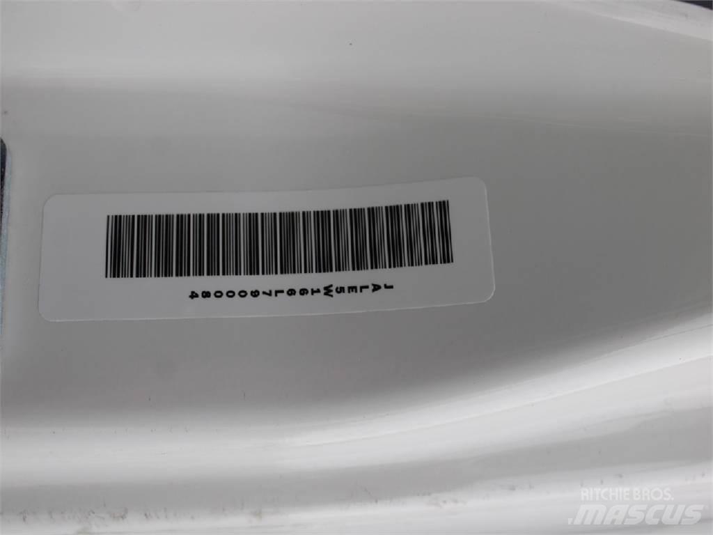 Isuzu NQR Skåpbilar