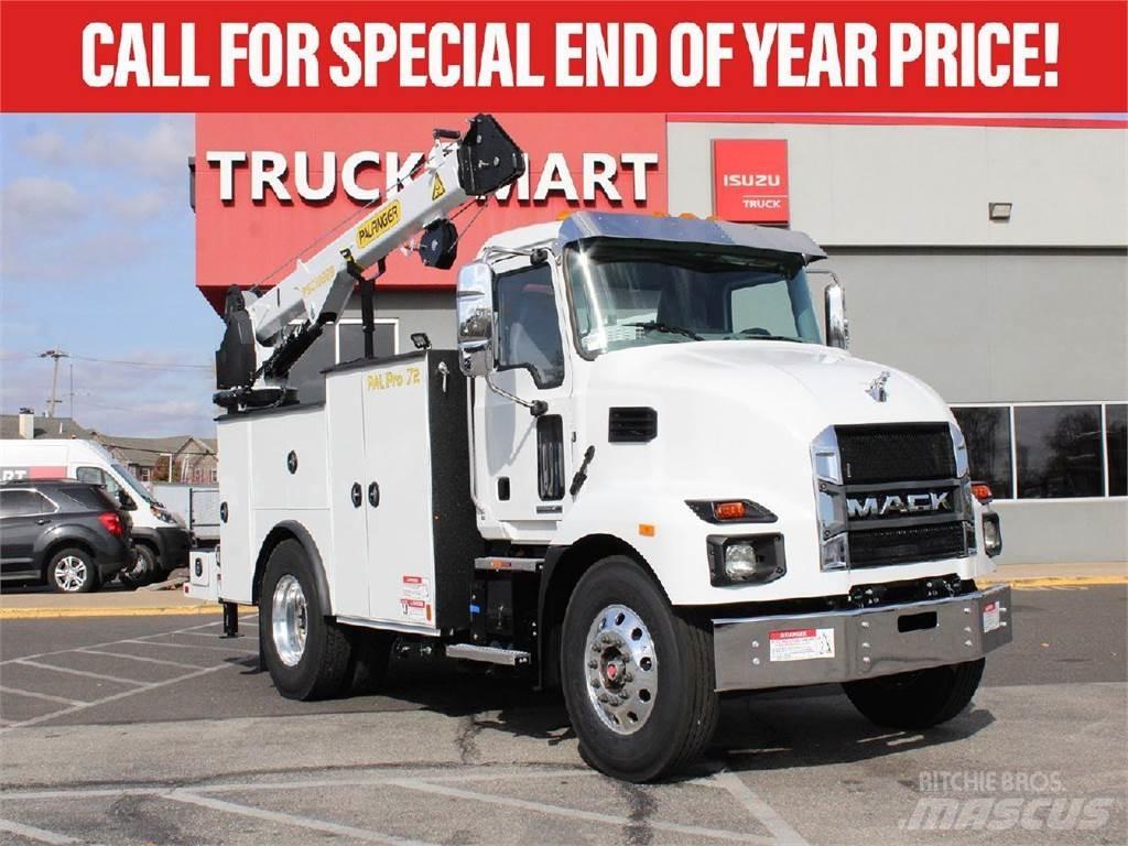 Mack MD6 Kranbilar