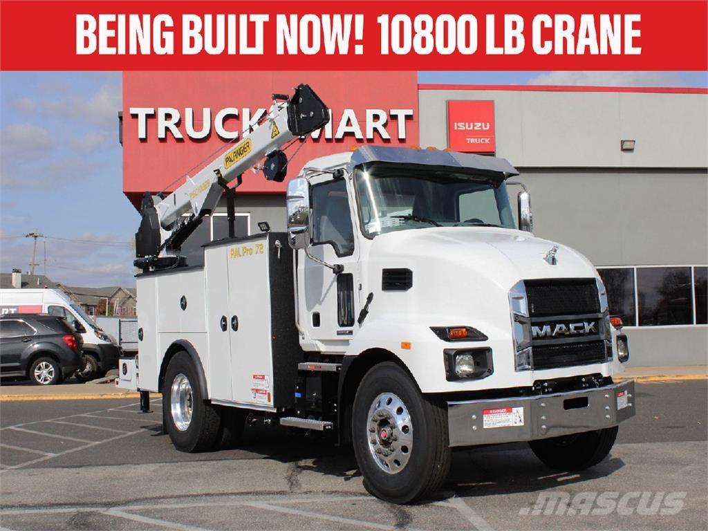 Mack MD6 Bärgningsbilar