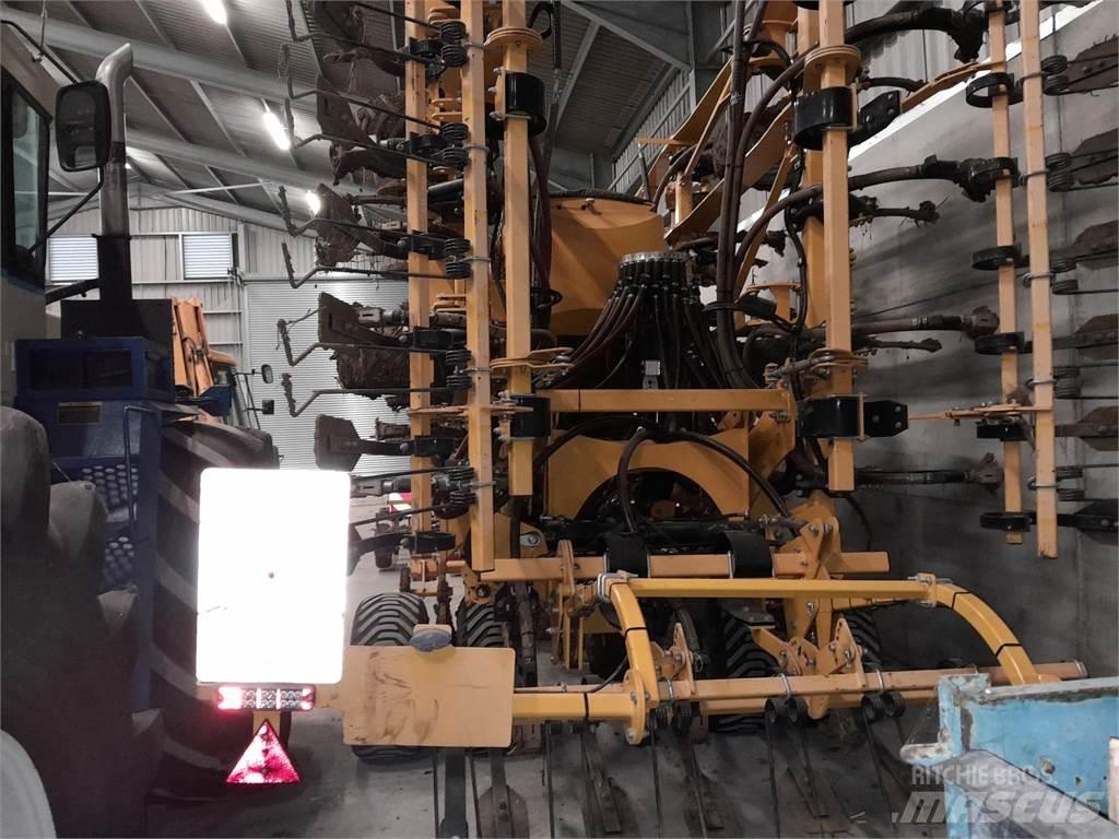 Claydon 8M TRAILED Lantbruk - Övrigt