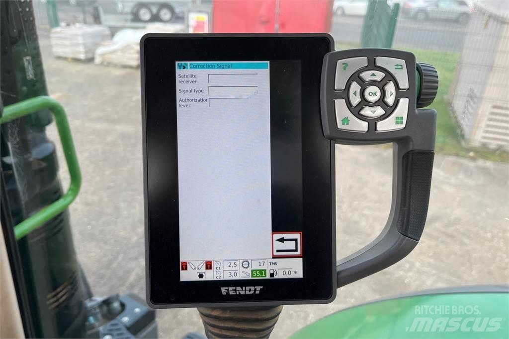 Fendt 718 Traktorer