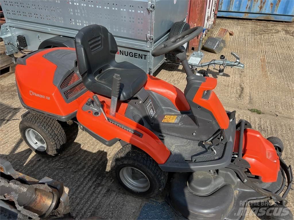 Husqvarna R216 Slåttermaskiner