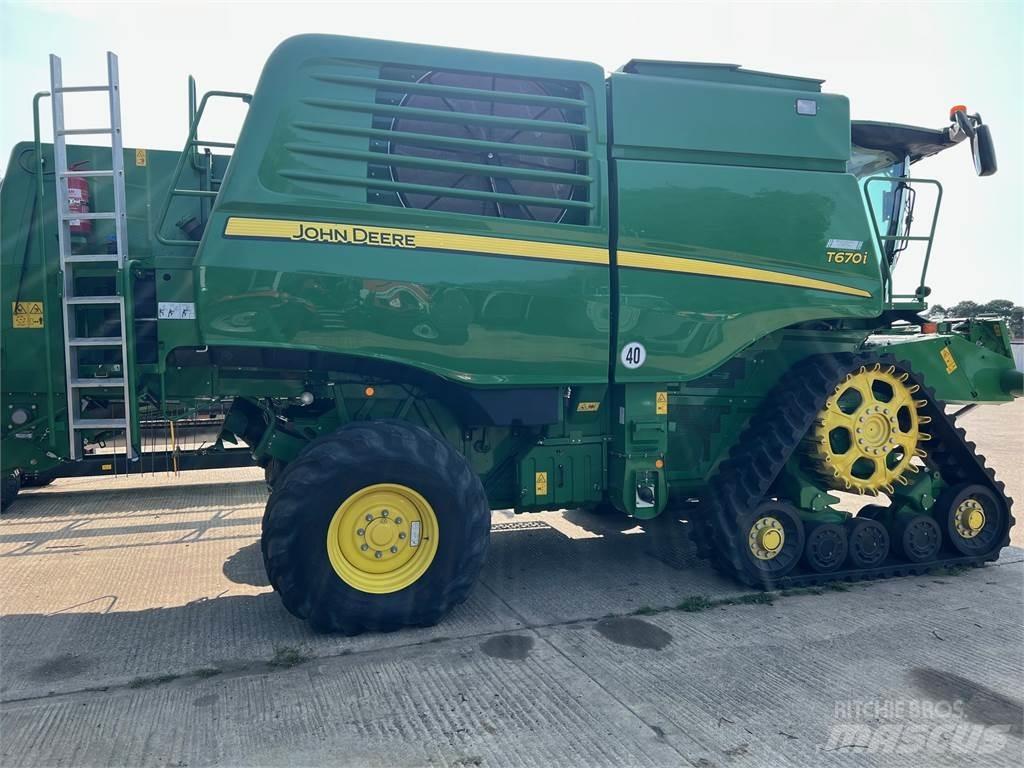 John Deere T670I Skördetröskor