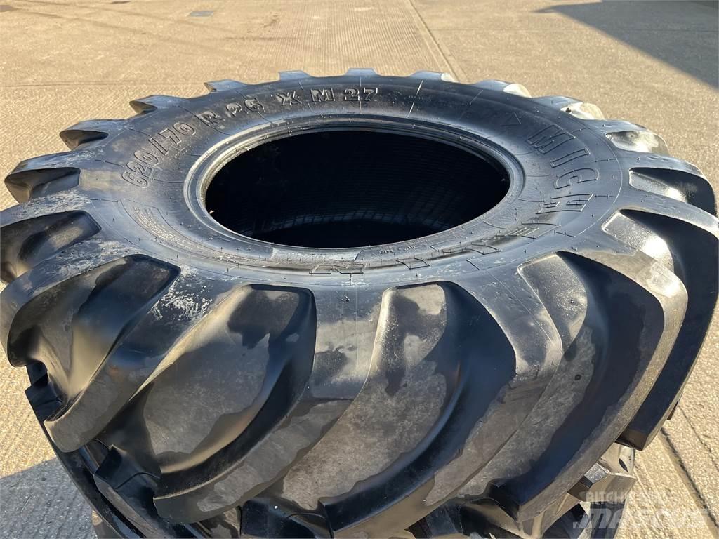 Michelin TYRES. Däck, hjul och fälgar