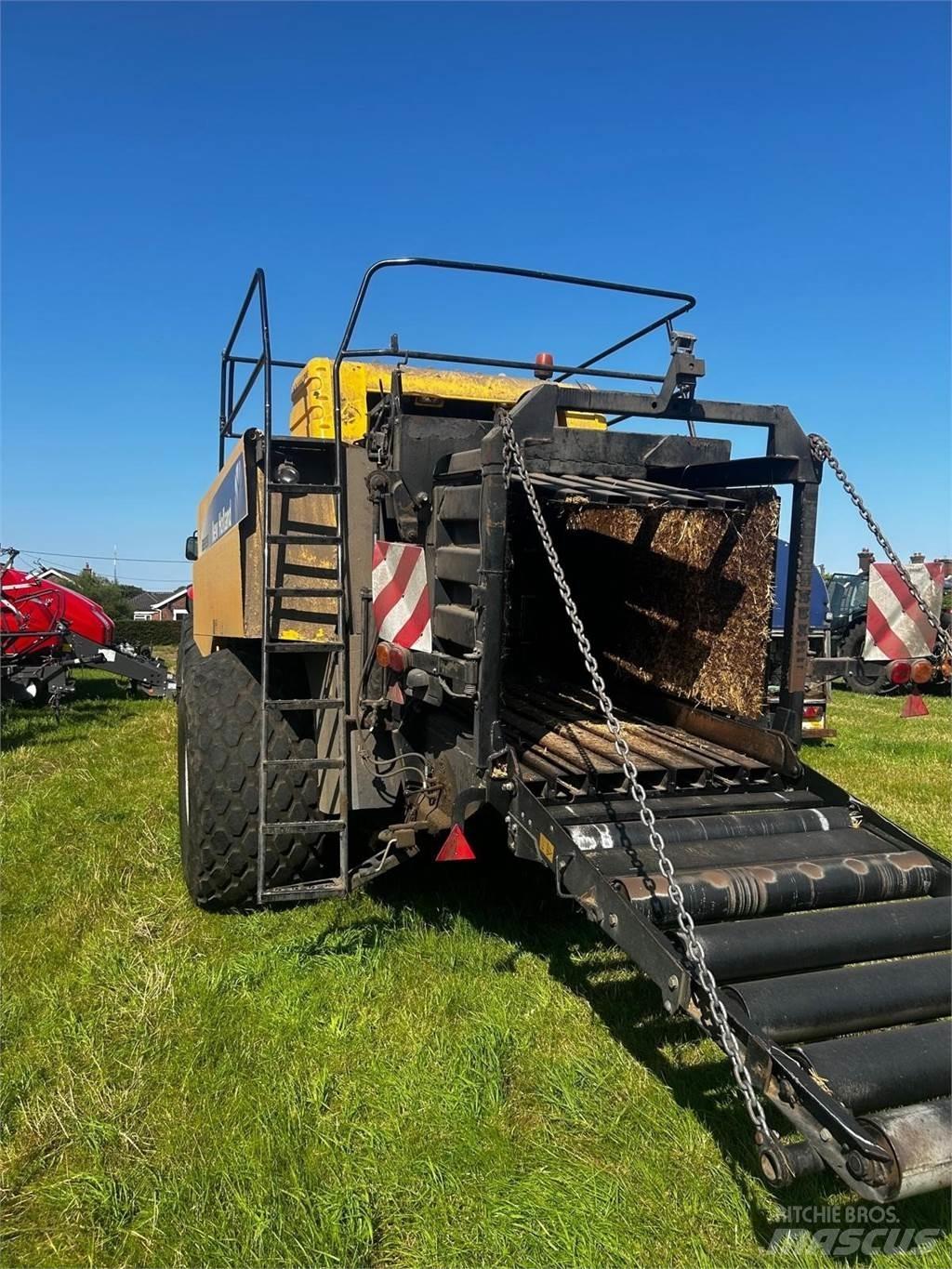 New Holland BB9090 Fyrkantspressar