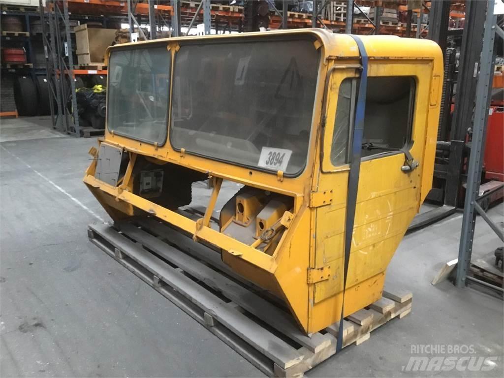 Faun KF lower cabin Hytter och interiör