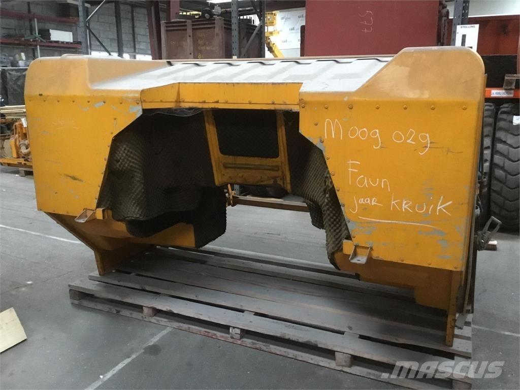 Faun KF lower cabin Hytter och interiör